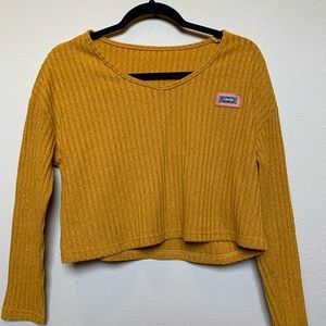 Artic besr mustard crop top long sleeve medium
